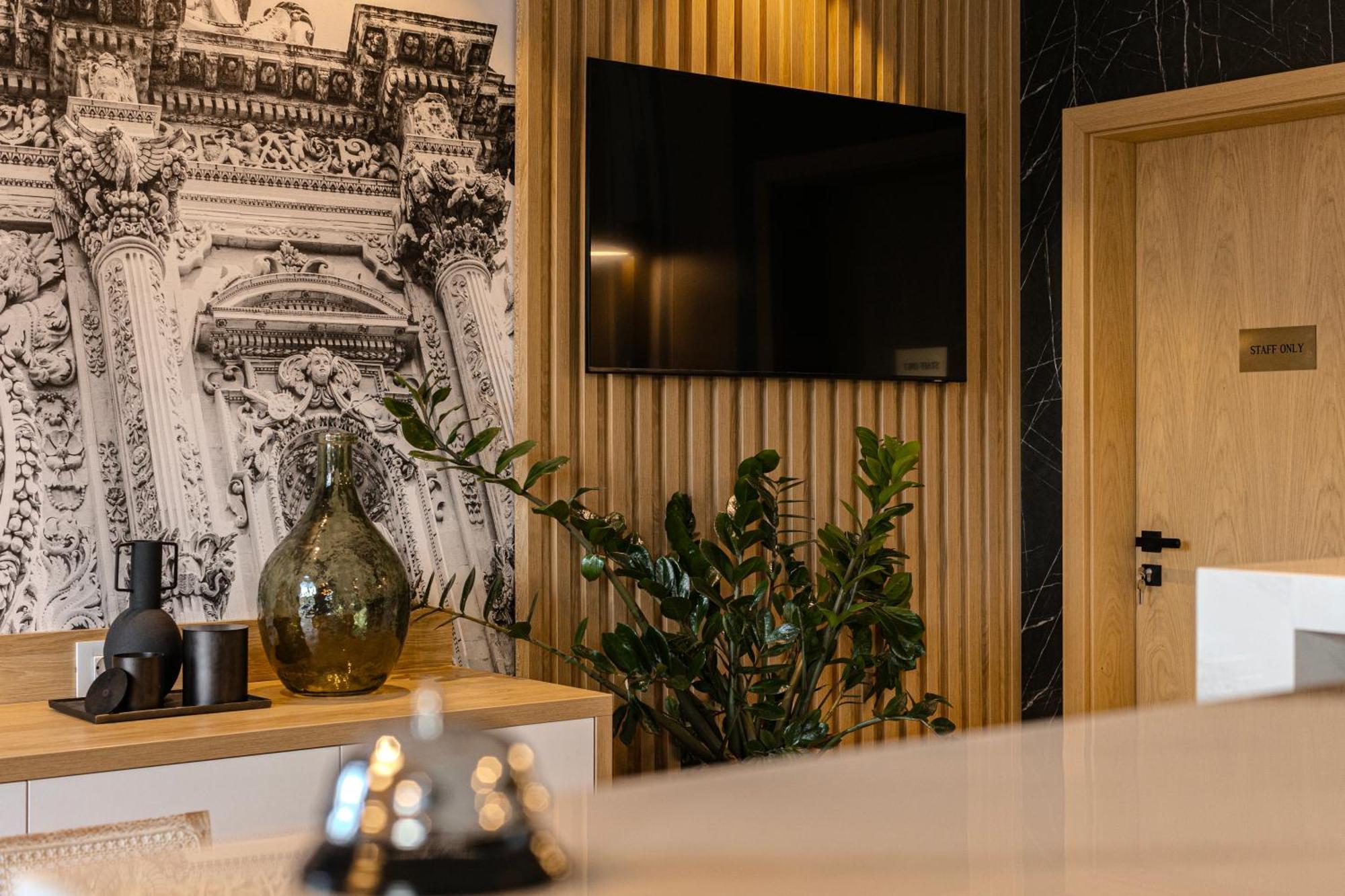 Hotel Branco Τιμισοάρα Εξωτερικό φωτογραφία