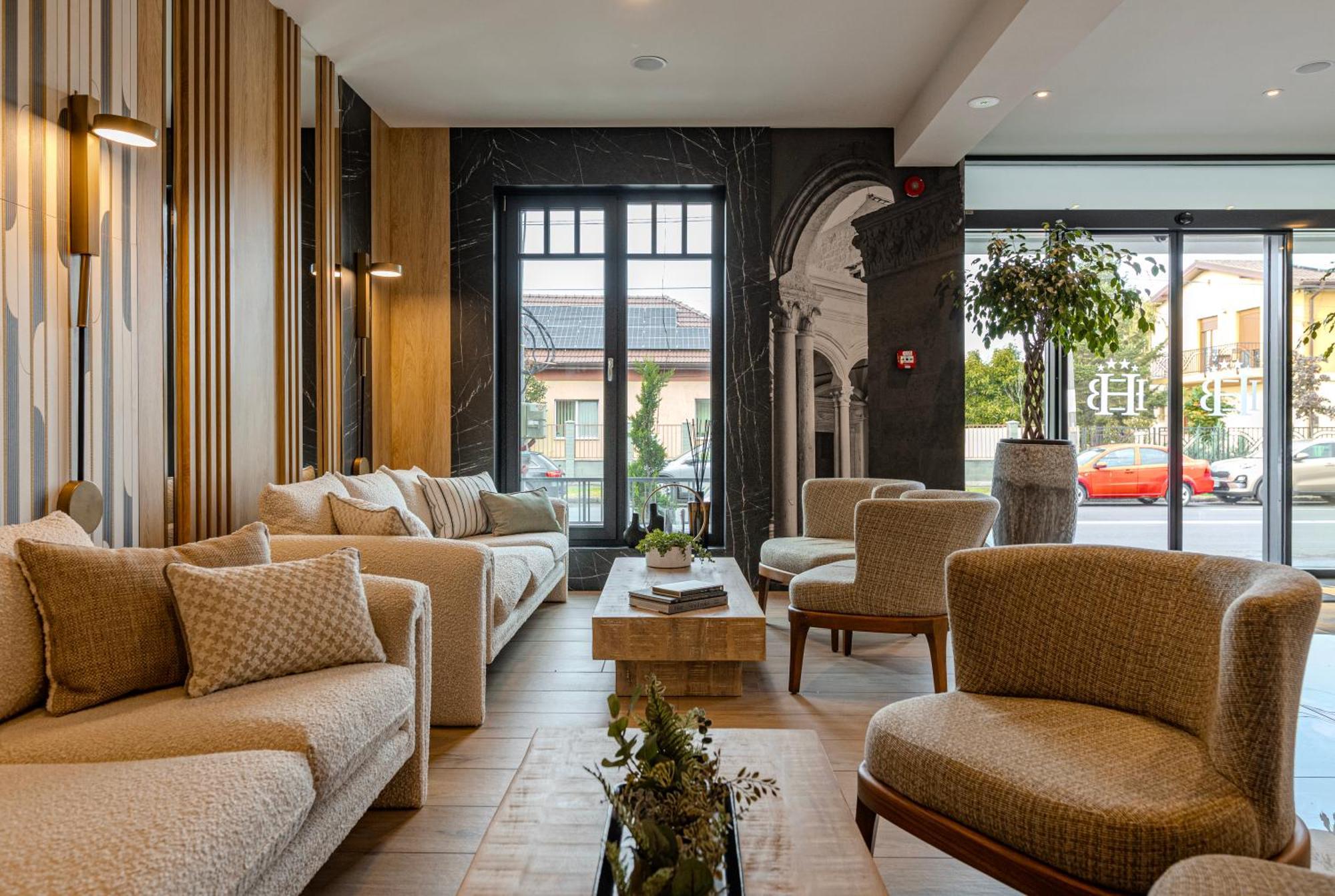 Hotel Branco Τιμισοάρα Εξωτερικό φωτογραφία